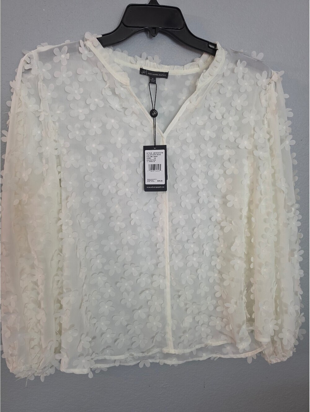 Adrianna Papell Ivory 3D Flower Blouse Size 1X